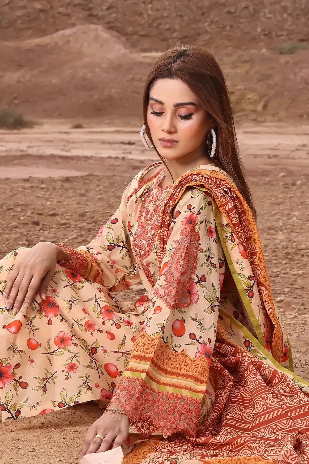 3PC Embroidered Unstitched Lawn Suit KL-2439