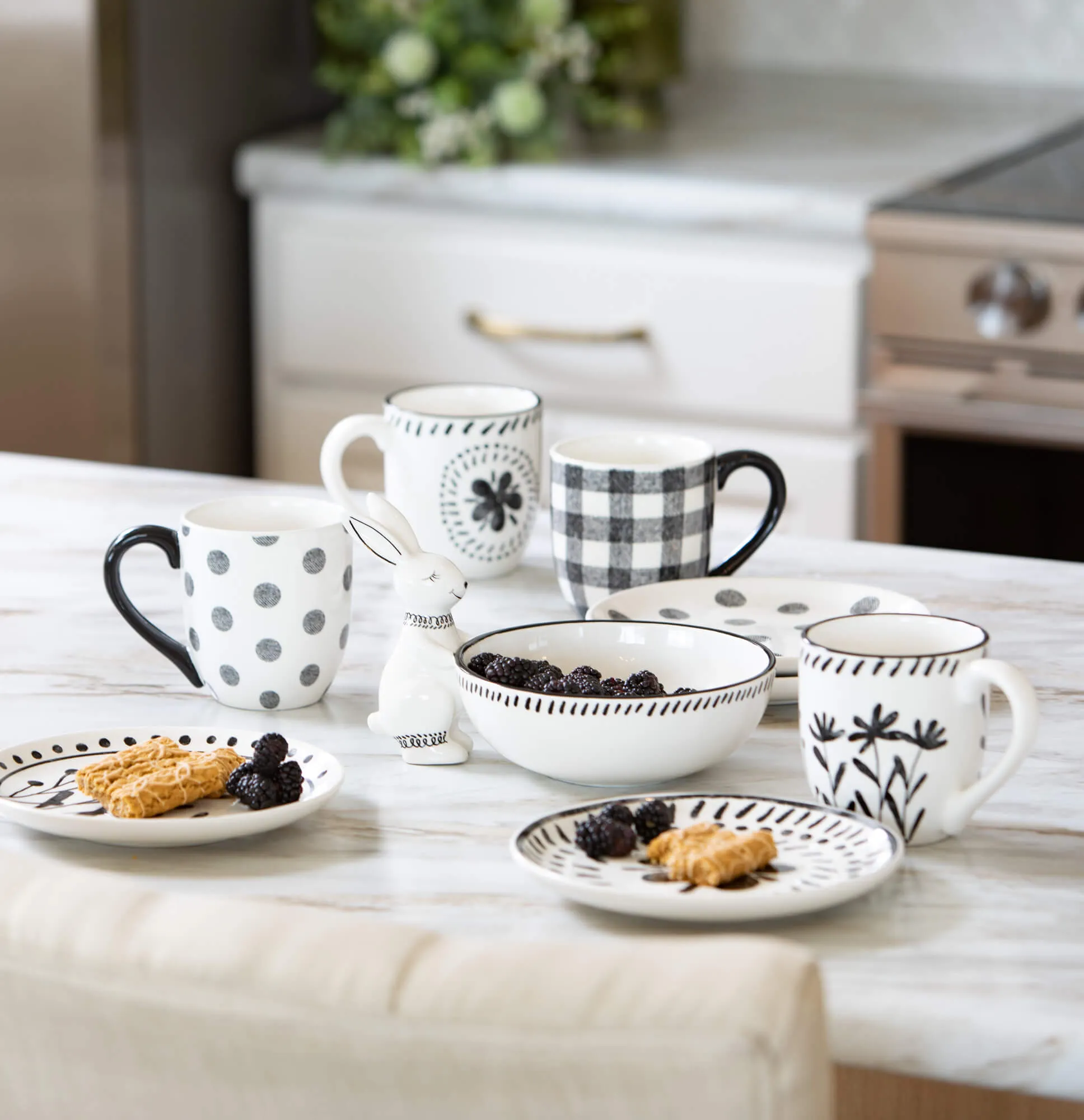 4.5" Black And White Pattern Mugs - Set of 4, Black & White
