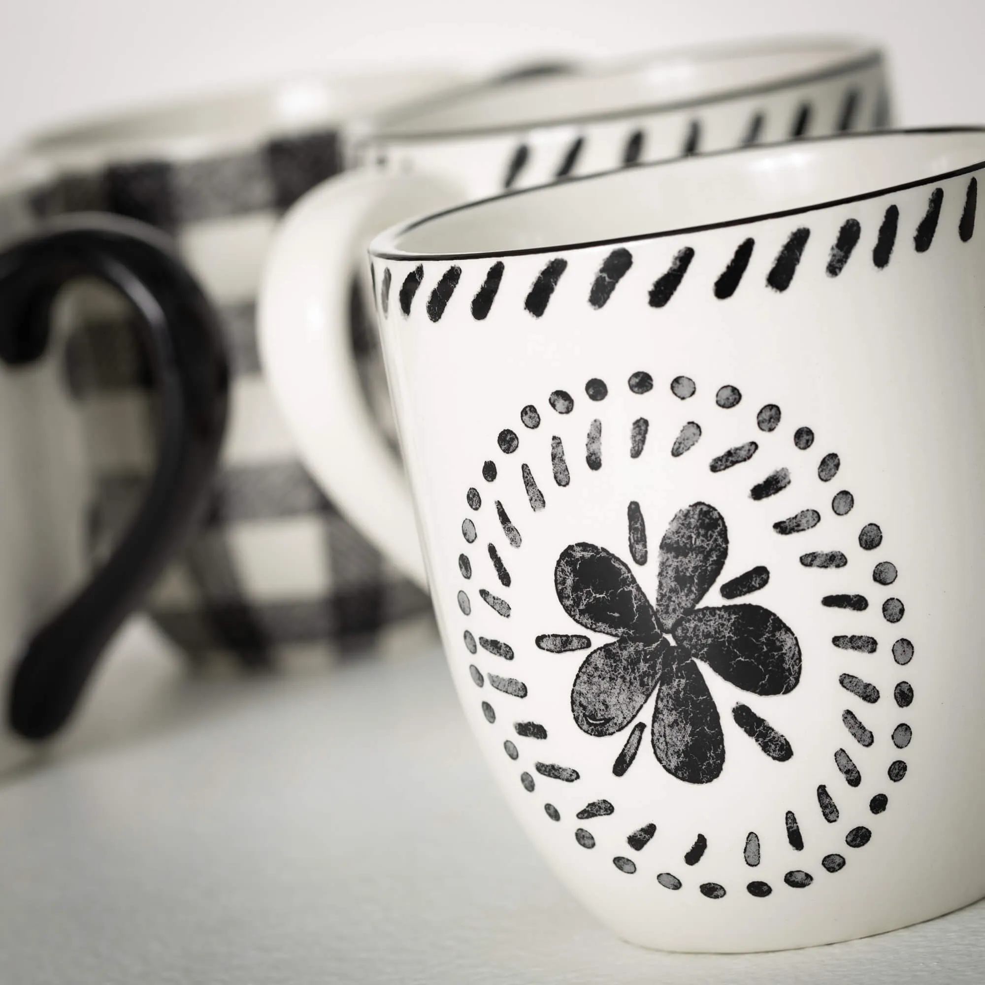4.5" Black And White Pattern Mugs - Set of 4, Black & White