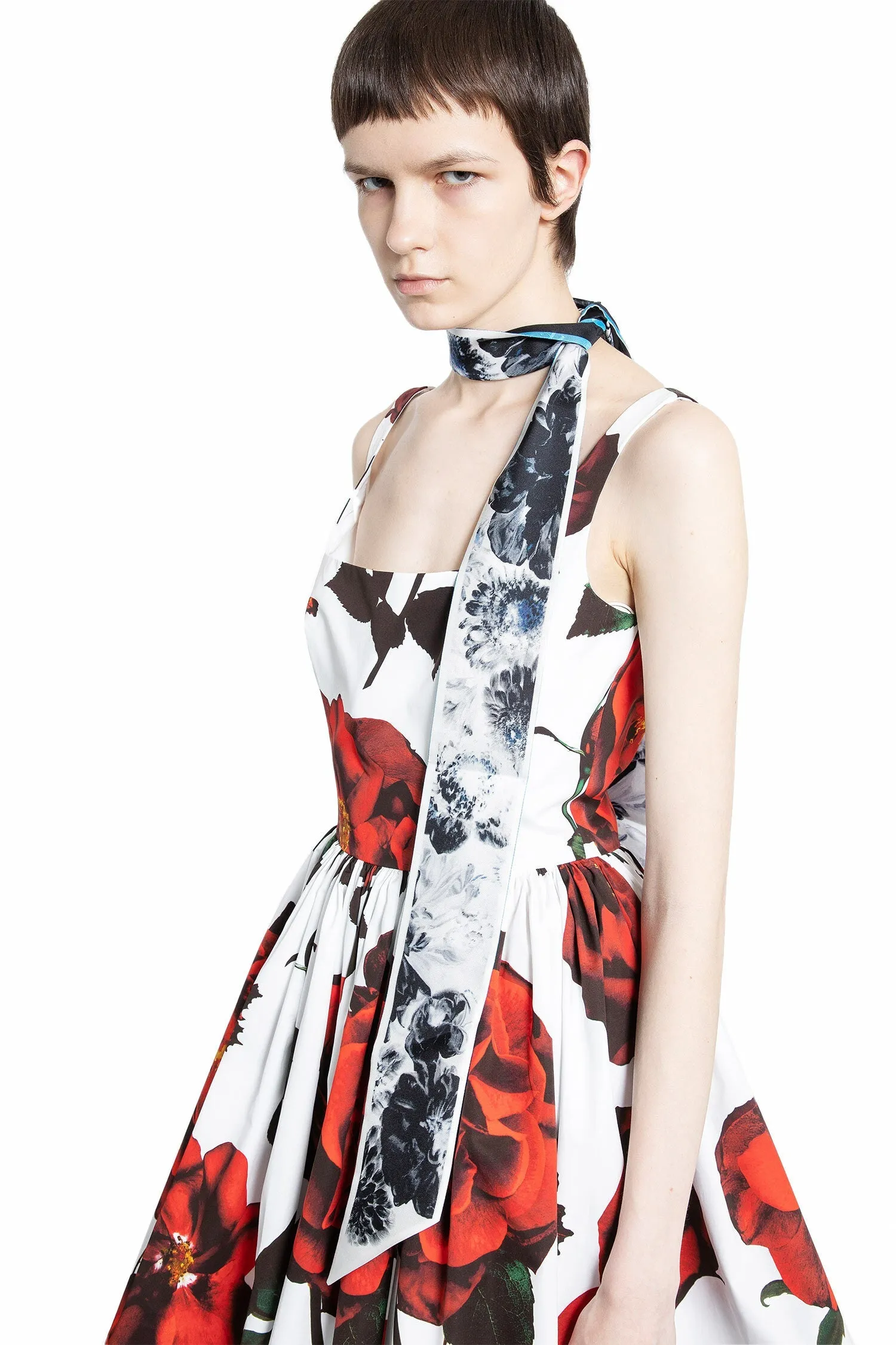 ALEXANDER MCQUEEN WOMAN MULTICOLOR SCARVES