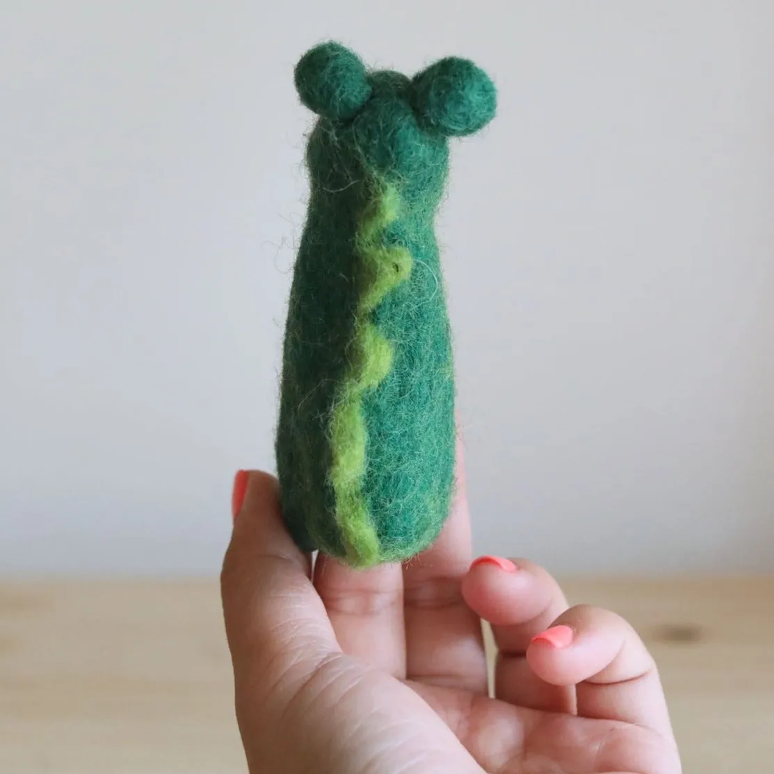 Alligator Finger Puppet