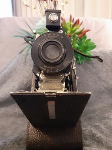Antique Conley Junior Folding Camera Victo Lens Cable Release Takes 620 Film
