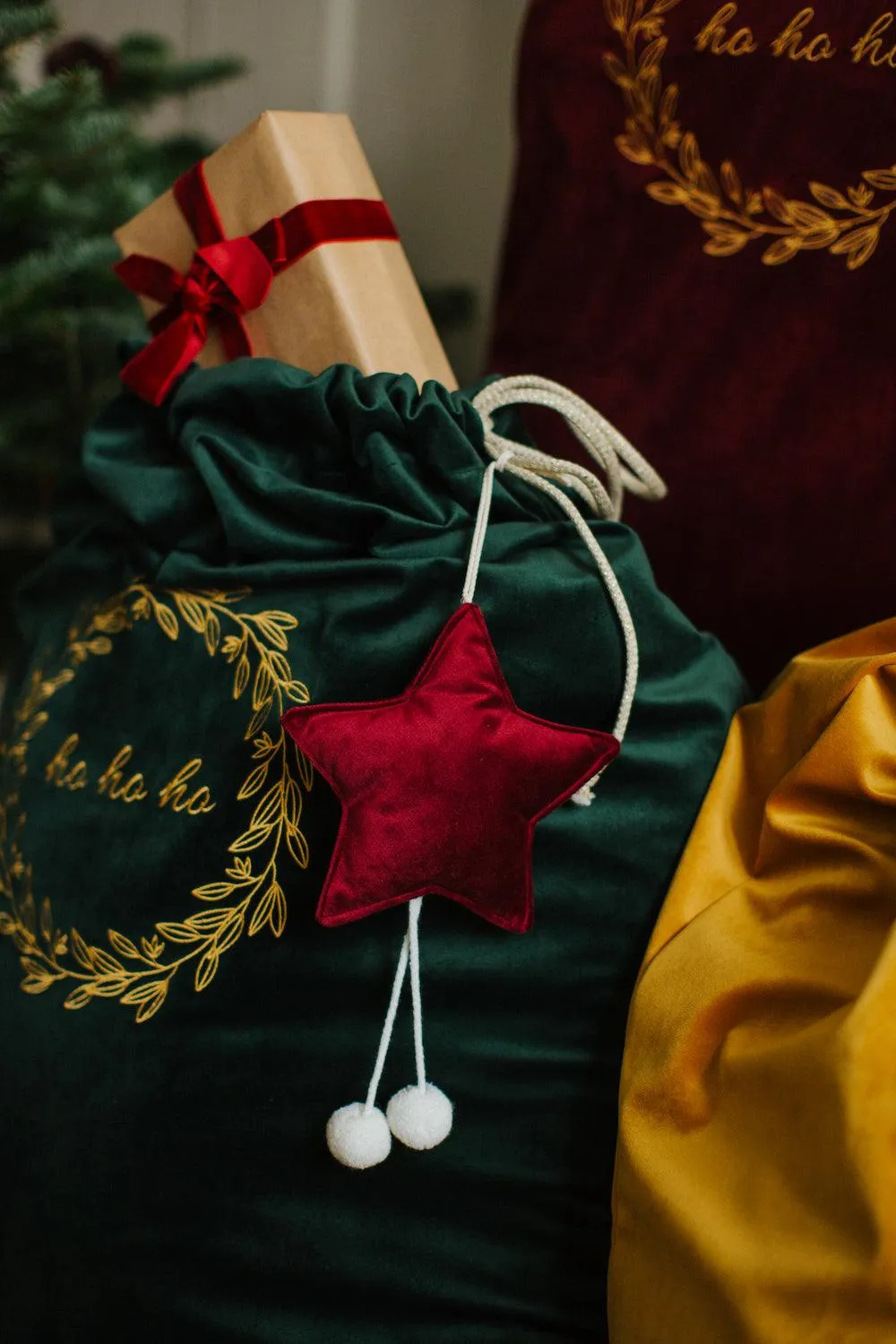 Christmas sack in velvet green | Christmas bags for gifts