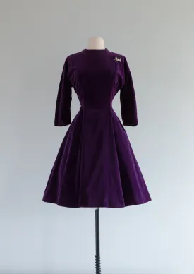 Classic 1950's Purple Velvet Party Dress / Small