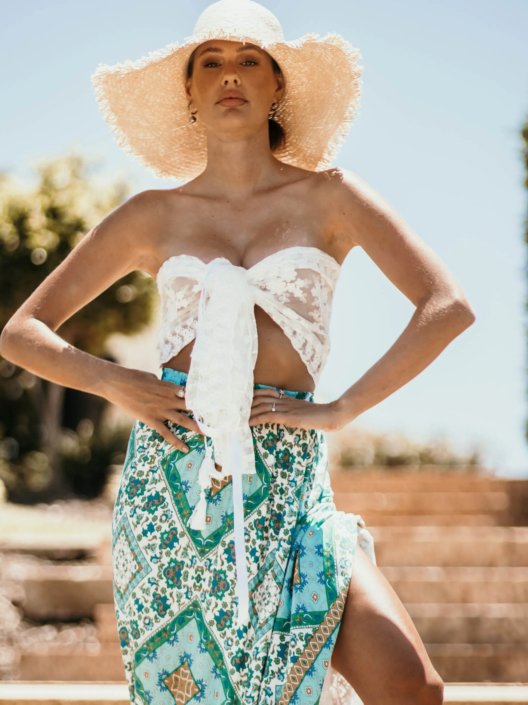 DAISIES MY DEAR WHITE LACE SCARF/ WRAP TOP