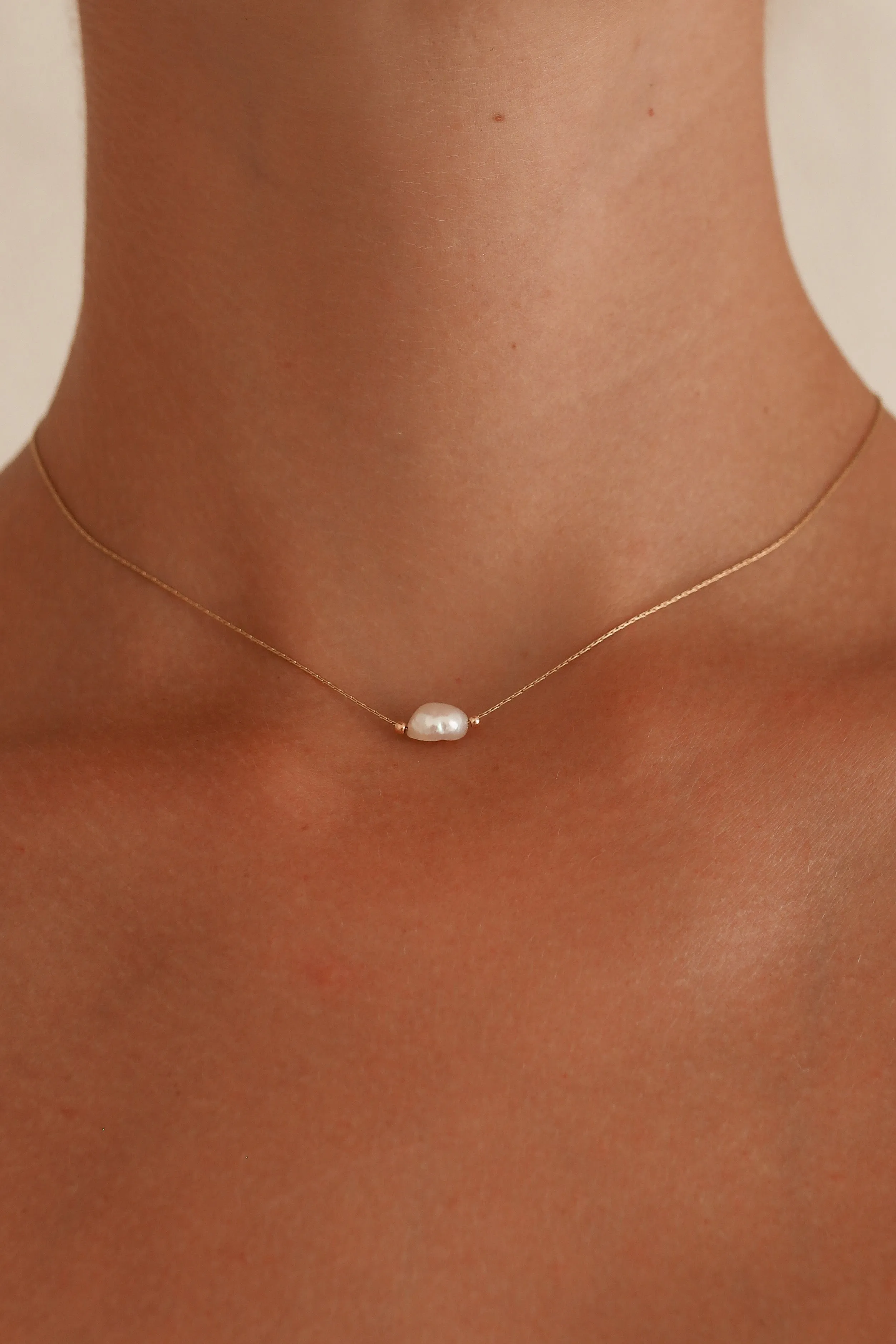 Delta - Stainless Steel Gold or Silver Pearl Necklace