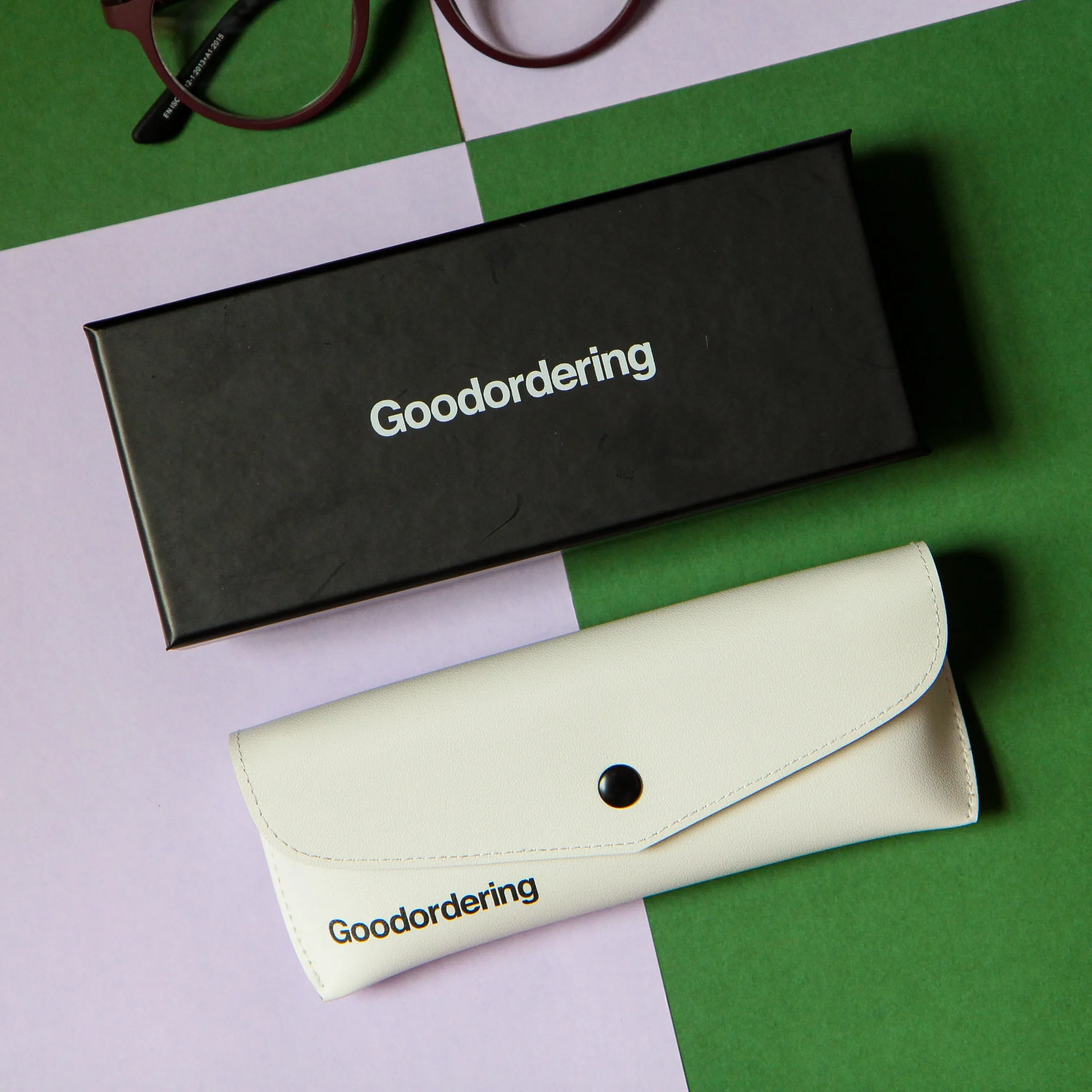 Green magnetic glasses & sunglasses in one