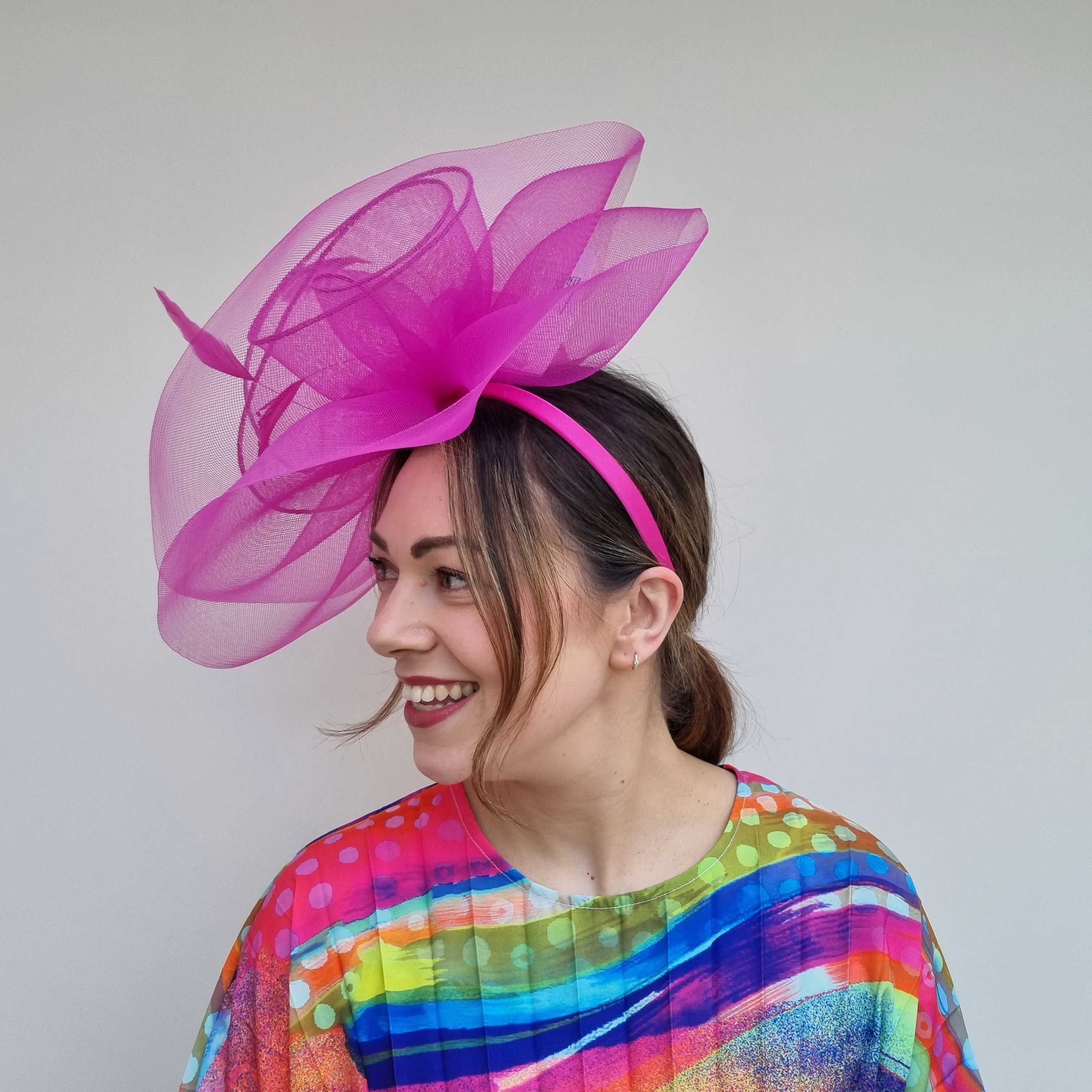 JBees JB24/13  Large Crin Hatinator in Pinks