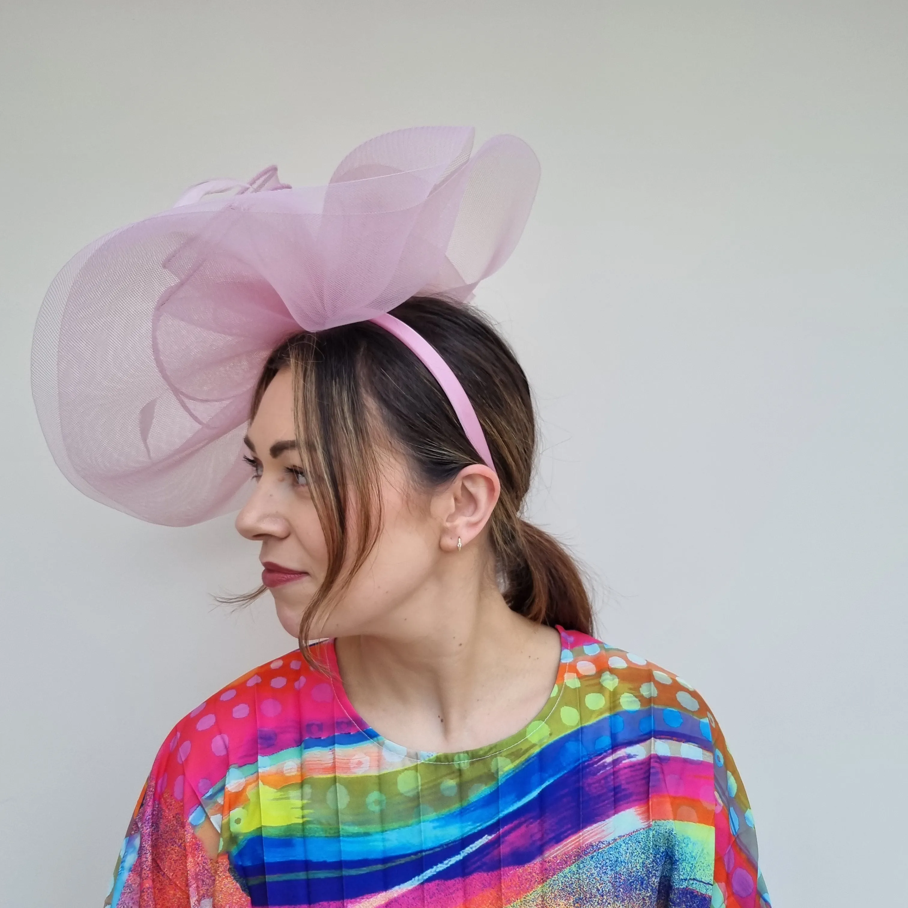 JBees JB24/13  Large Crin Hatinator in Pinks