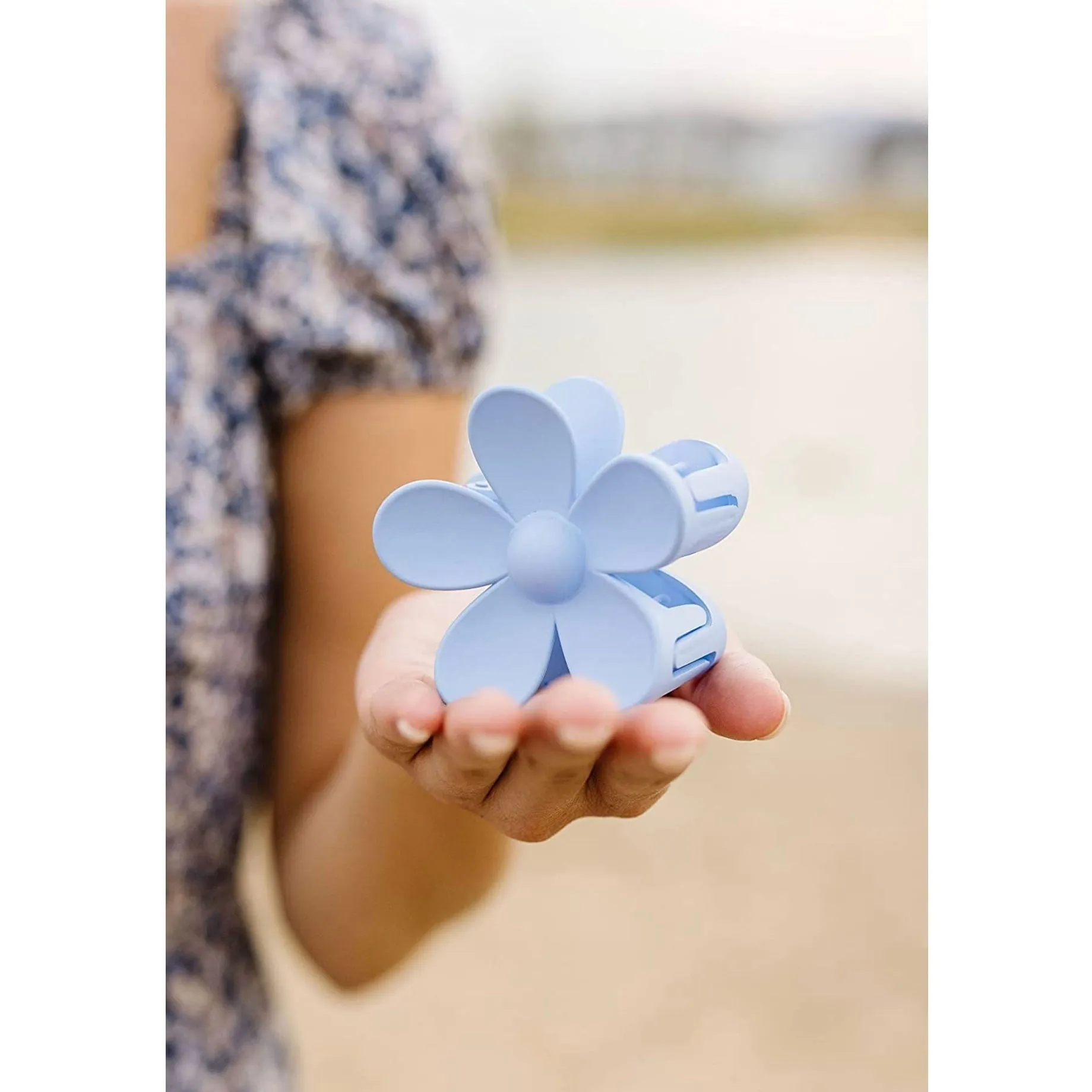 Large Daisy Flower 3"x3" Hair Claws