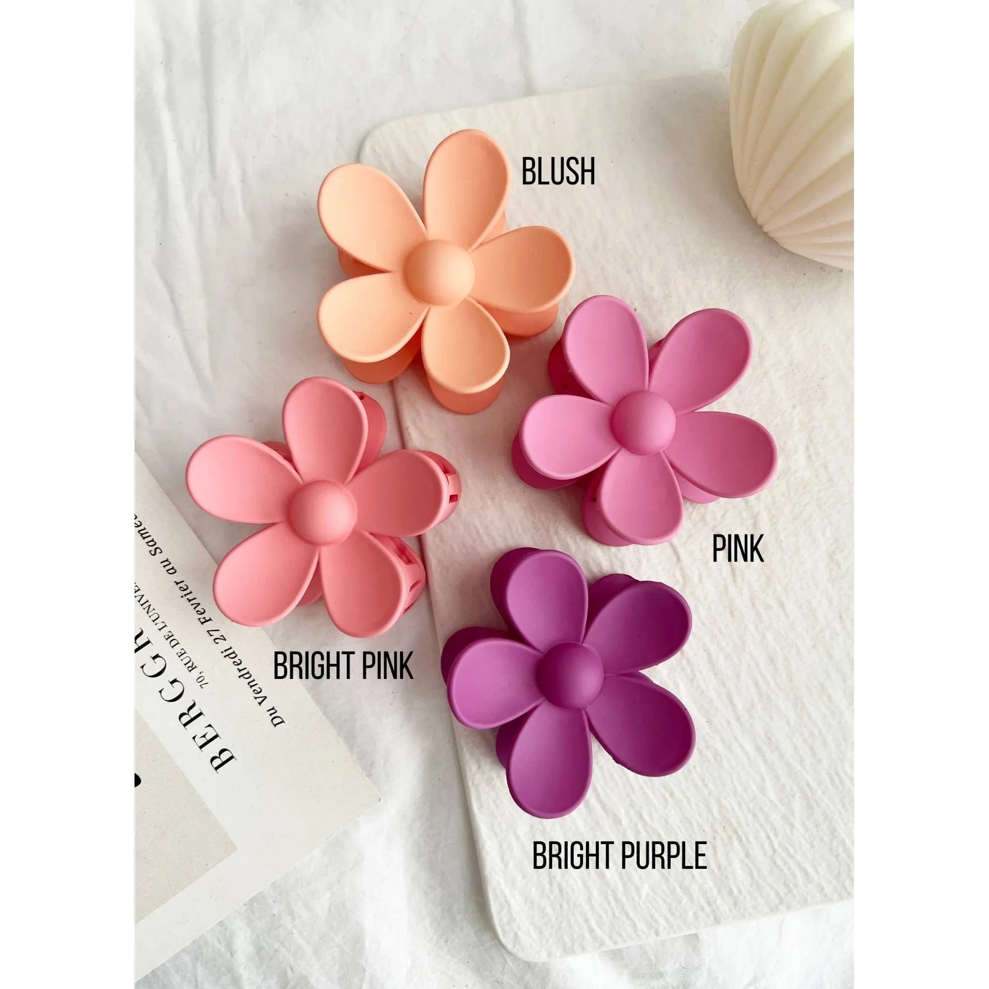Large Daisy Flower 3"x3" Hair Claws
