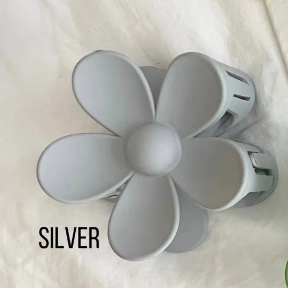 Large Daisy Flower 3"x3" Hair Claws