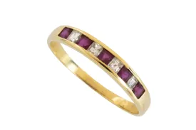 Ruby and princess cut diamond ring in 18 carat gold