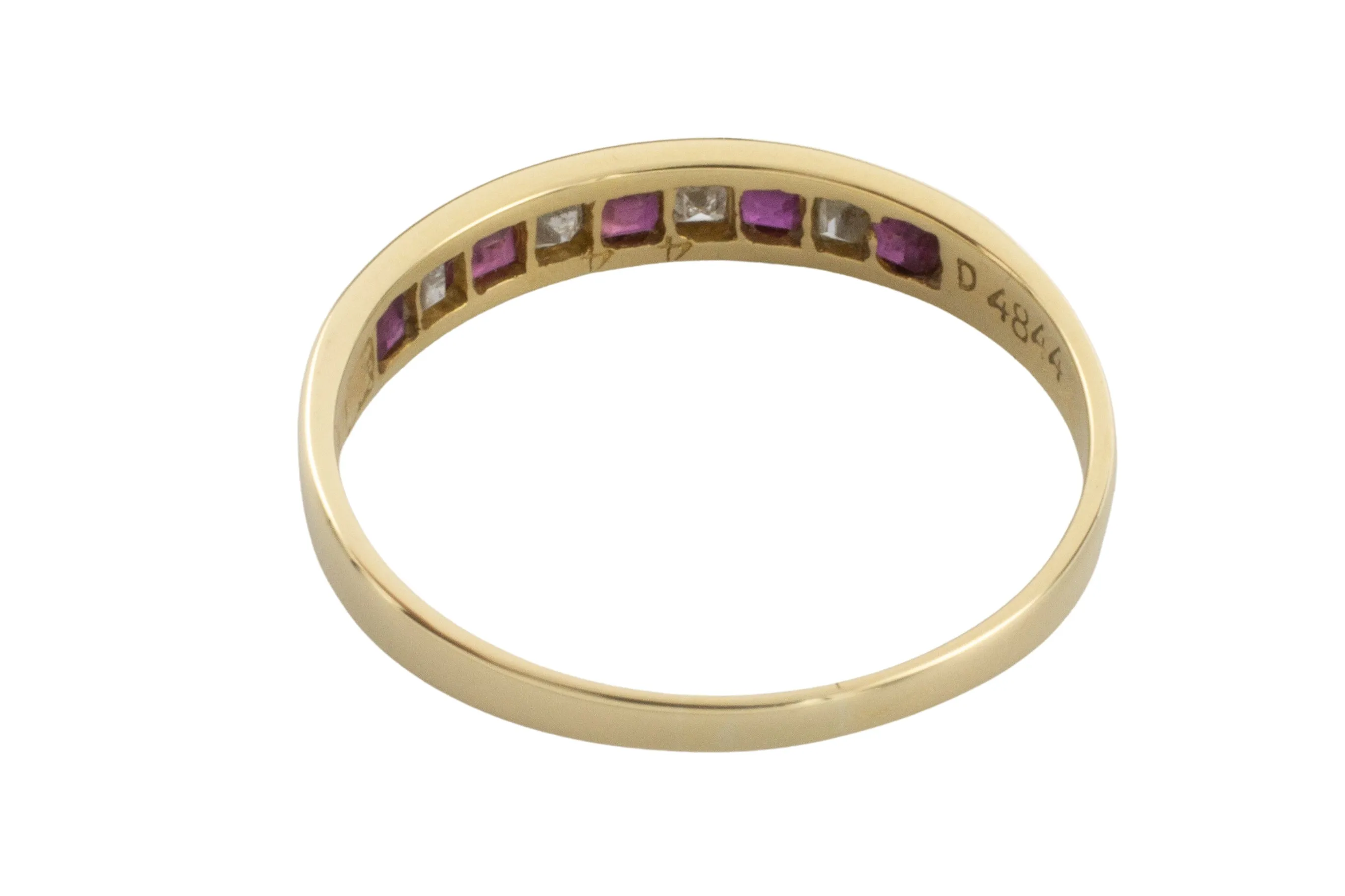 Ruby and princess cut diamond ring in 18 carat gold
