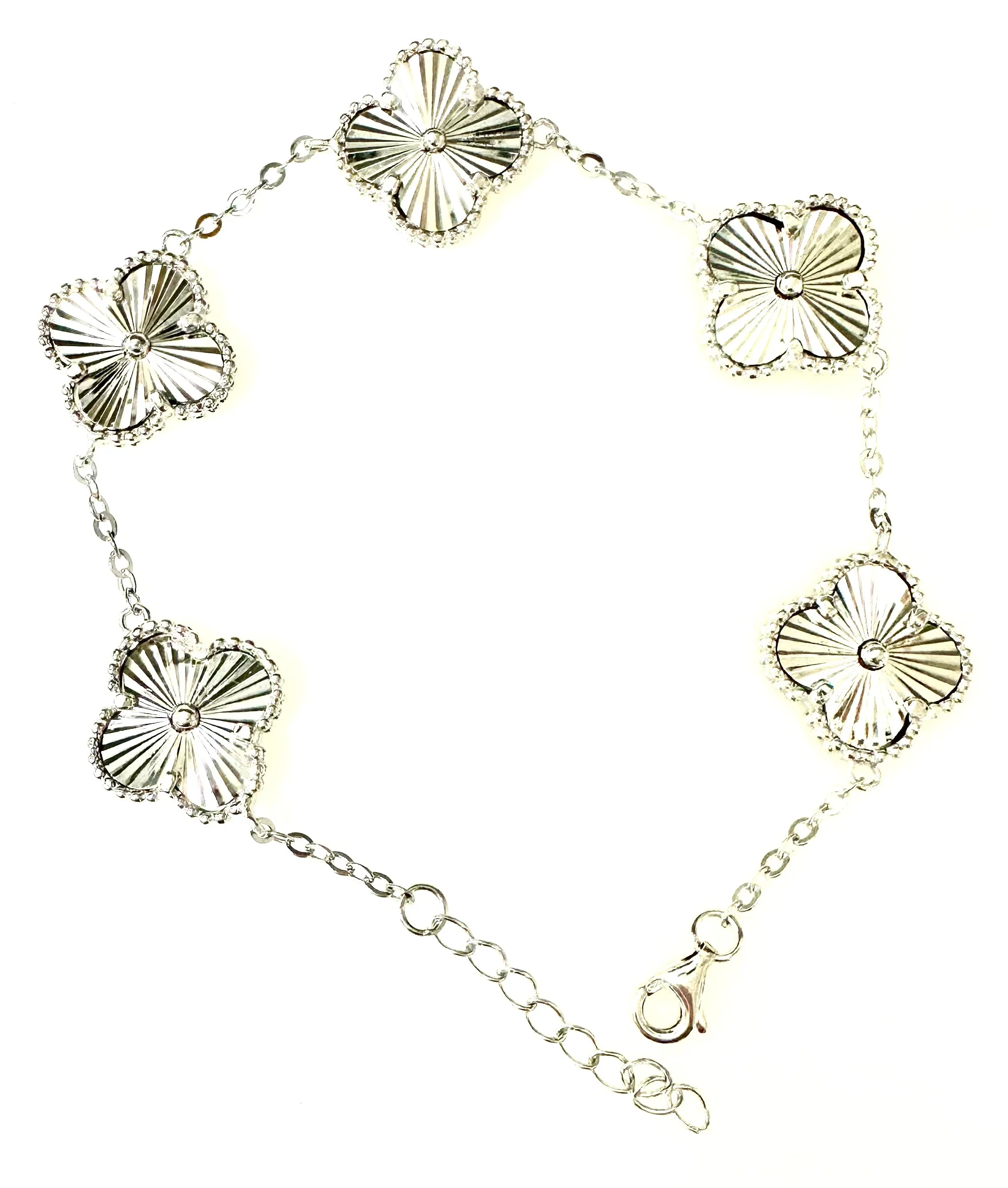 SS Stunning Clover Bracelet