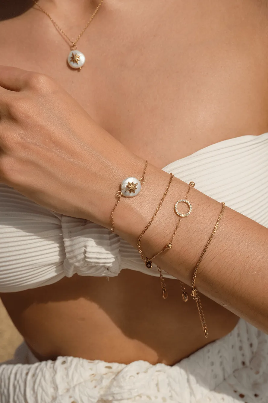 Vibes | Crystal Circle Charm Clasp Bracelet | 18K Gold-Plated